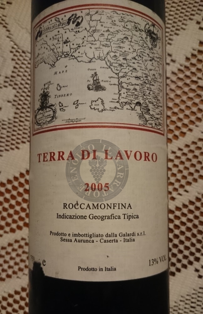 terra di lavoro-galardi-aglianico-piedirosso-2005-vulcano-roccamonfina-supercampano-vino-vino rosso-vino campano-degustazione-appunti degustazione-note degustazione-storia azienda-abbinamento-antonio indovino-degustatore ufficiale-sommelier